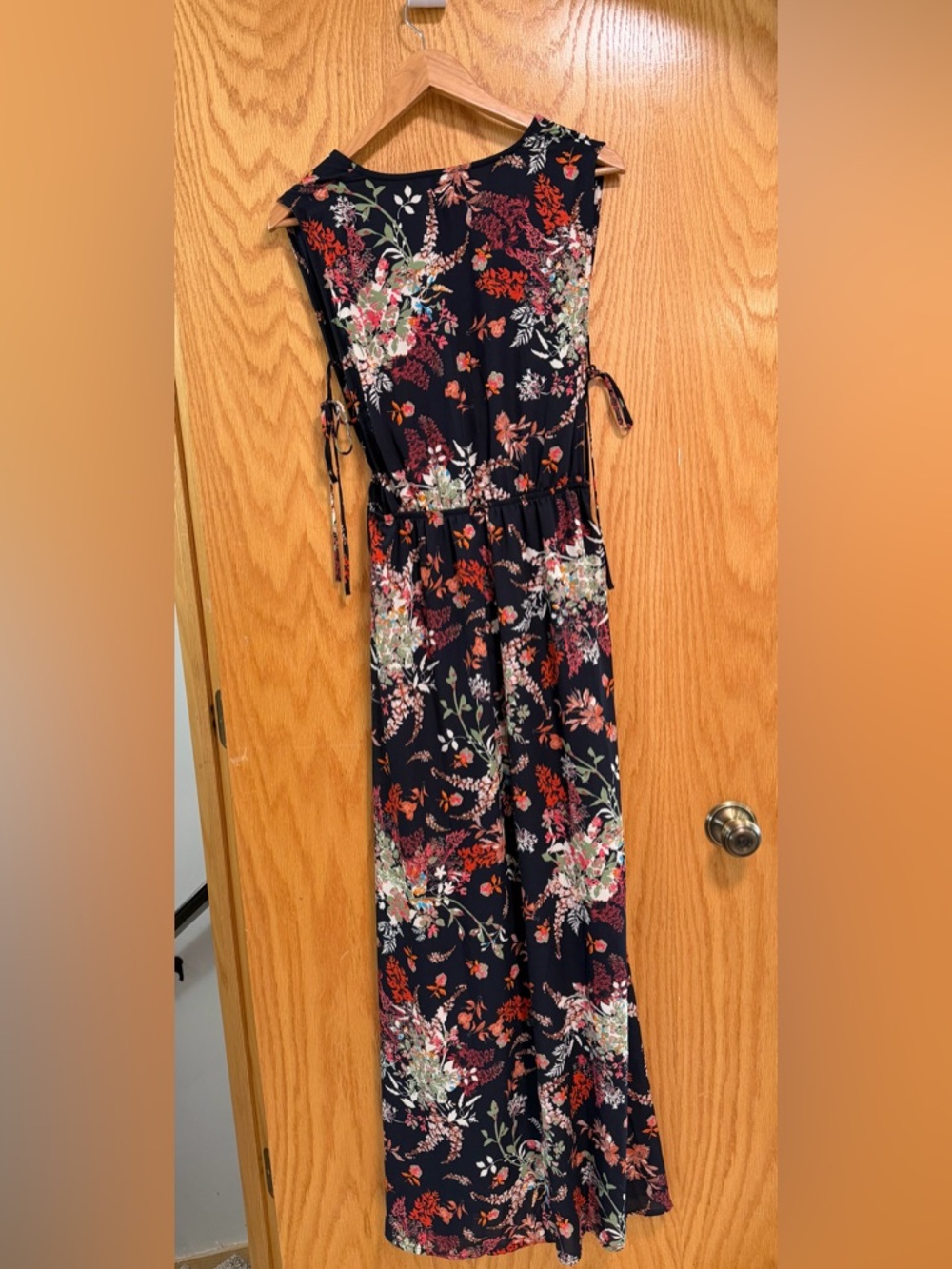 Lulu's Navy and floral dress - Picture 4 of 7